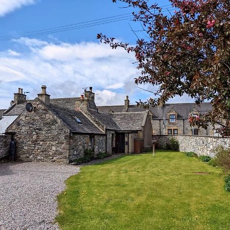 Ailnack Cottage -Cheerful Cottage With Secure Garden And Off Street Parking Sleeps 4 Tomintoul Exterior foto